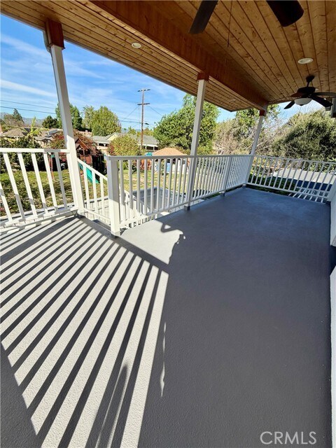 Building Photo - 20407 Strathern St