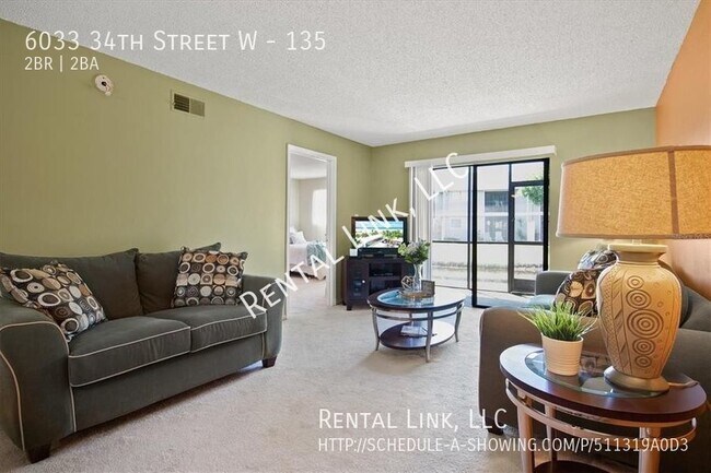 Building Photo - 2 Bedroom Condo in Harbor Pines for Rent!