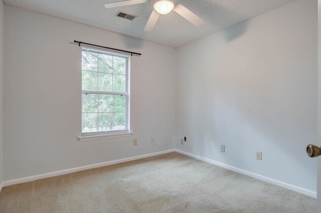 Building Photo - 1559 Harborsun Dr