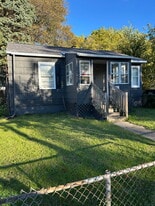 Building Photo - 123 Benedict Ave