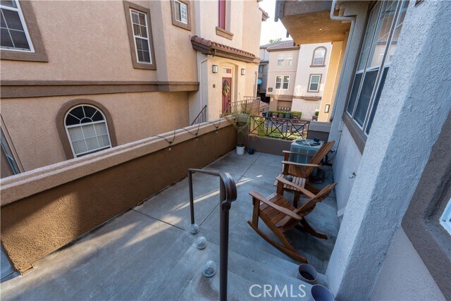 Building Photo - 99 Montana Del Lago Dr