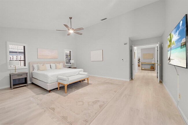 Building Photo - 1611 NW 101st Way