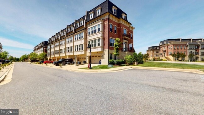 Building Photo - 726 River Mist Dr