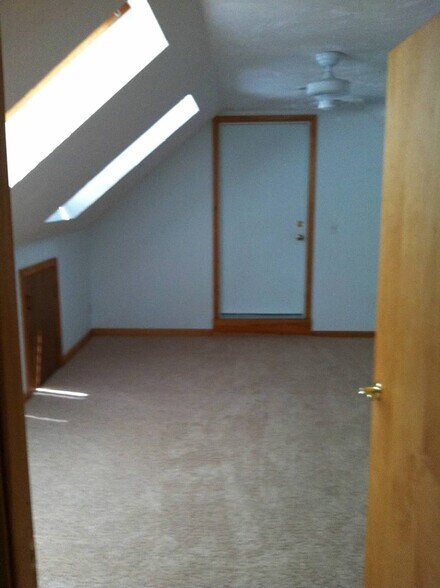 2nd level Bonus Room 2 - 5 Anthonys Way