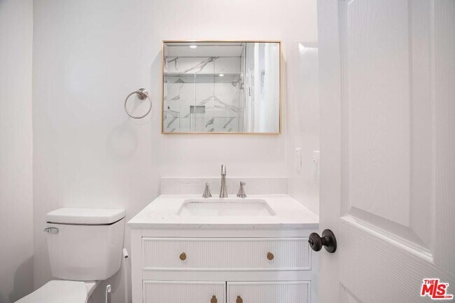 Building Photo - 1844 18th St