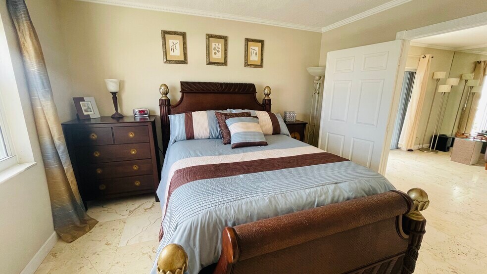 master bedroom - 200 S Birch Rd