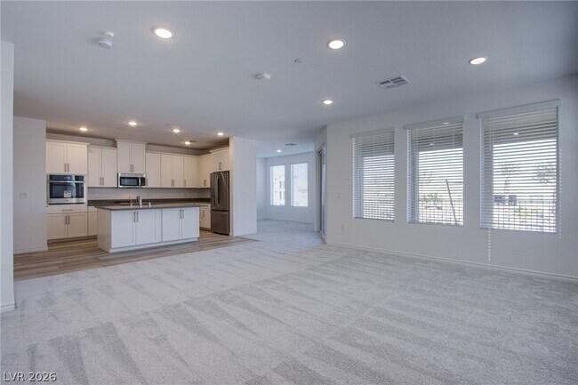 Building Photo - 2555 Hampton Rd