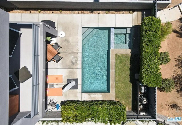 Building Photo - 2695 Majestic Way