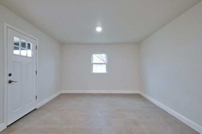 Building Photo - 5745 37th St