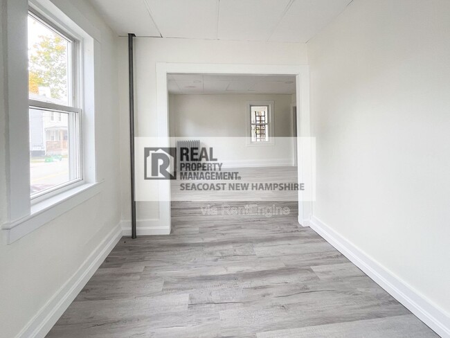 Building Photo - 15 Court St