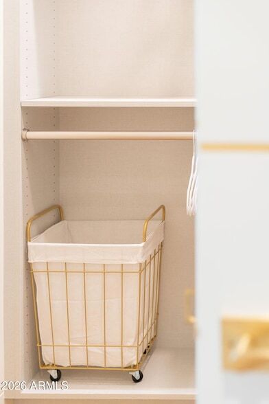 Building Photo - 6587 N Palmeraie Blvd