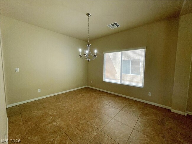 Building Photo - 10965 Pinion Woods Ct