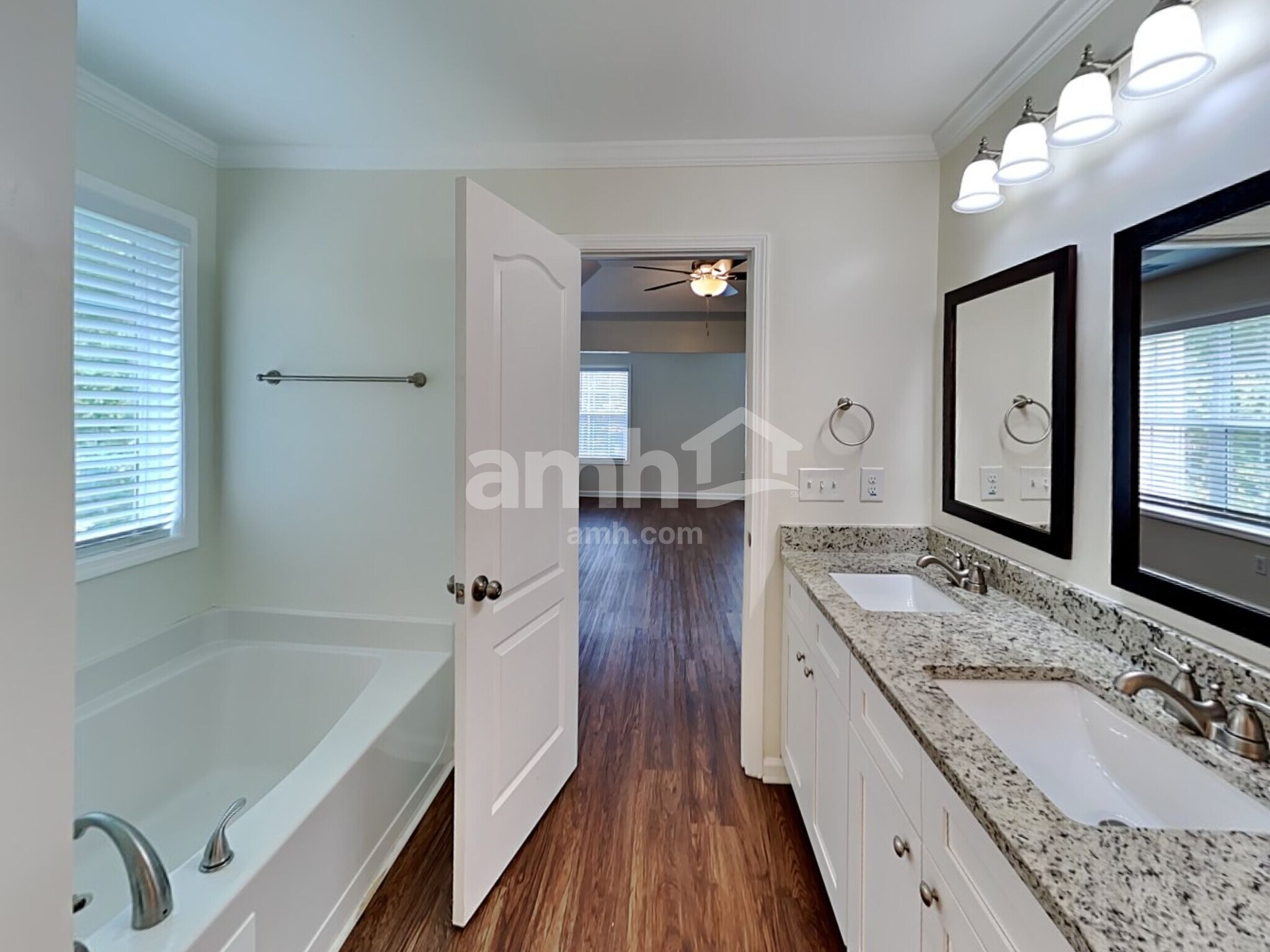 Building Photo - 303 Millpond Pkwy