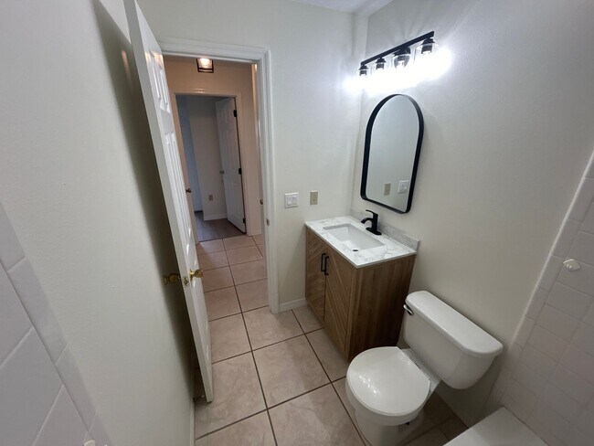 Building Photo - 895 Wandering Pine Trail