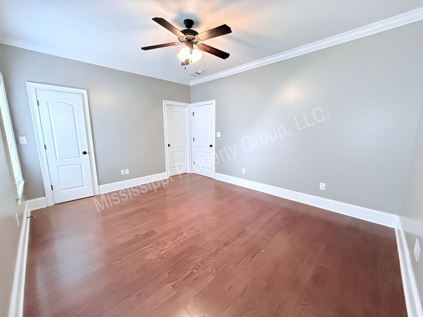 Building Photo - 157 Falls Grove Drive