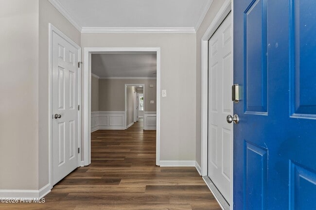 Building Photo - 24 Spring Lake Dr