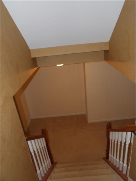 Building Photo - 10201 Hartwood Ct