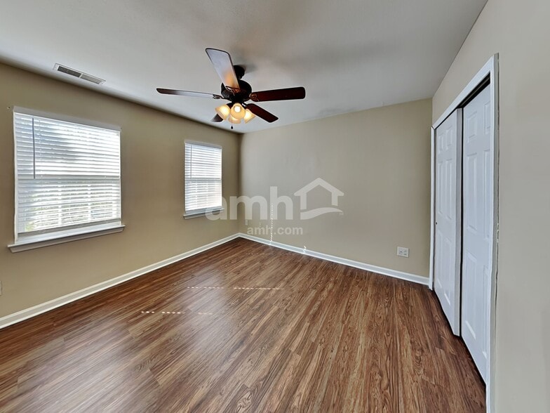 Building Photo - 7217 Winding Cedar Trl