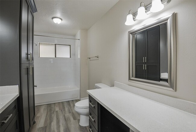Building Photo - 3223 Deep Anchor Way