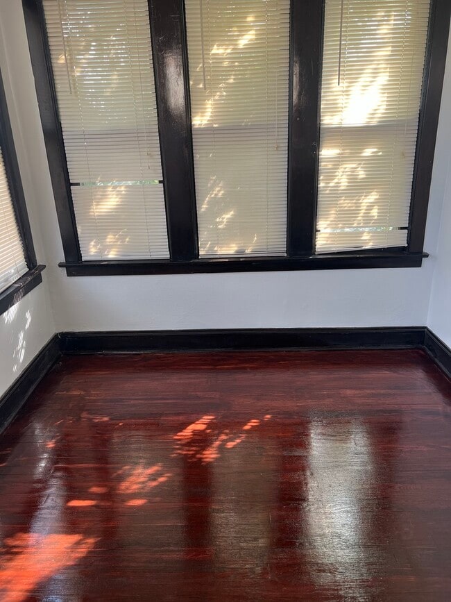 Building Photo - 8139 S Peoria St