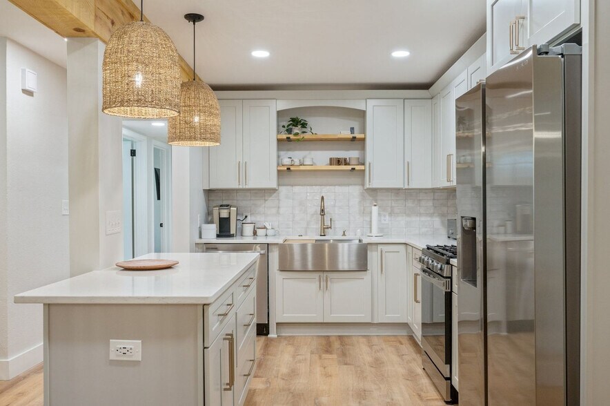 Building Photo - 111 Patton Dr NE