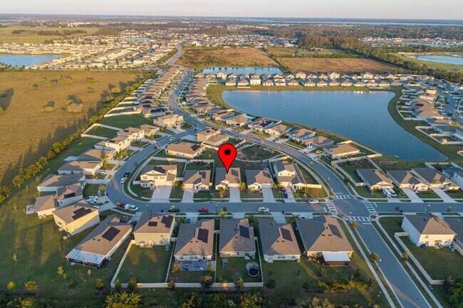 Building Photo - 5071 Four Strand Ct