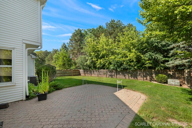 Building Photo - 54 N Royal Oak Dr