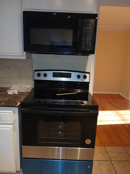 Building Photo - 3412 Loch Ridge Trl