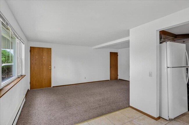 Building Photo - 5809 Raymond Rd
