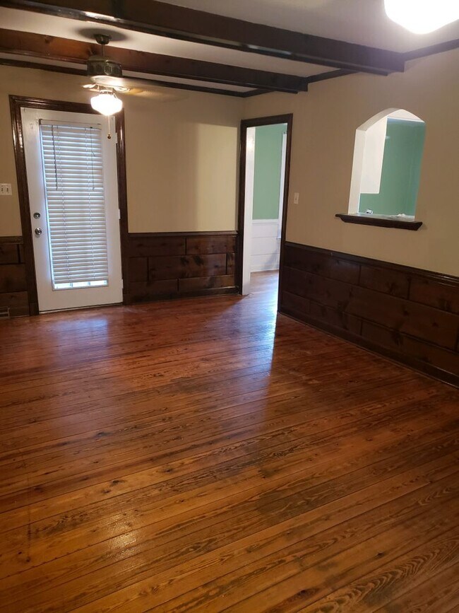 Building Photo - Two story home on corner lot
