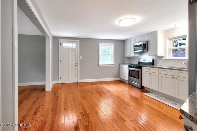 Building Photo - 88 Dutch Lane Rd