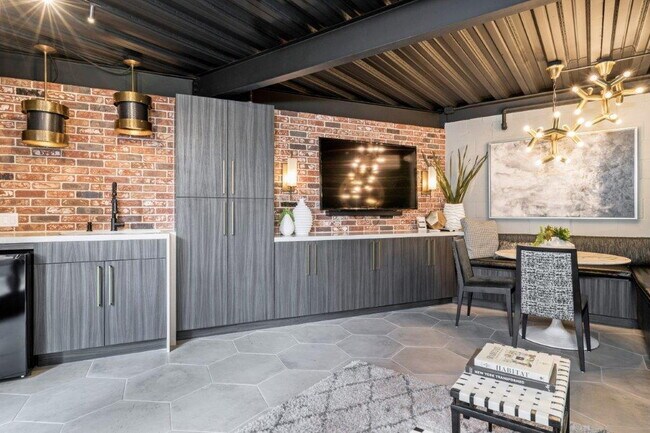 Building Photo - $3,695 - 1 Bed + Den / 1.5 Bath Condo at Parkloft Residence in Downtown San Diego