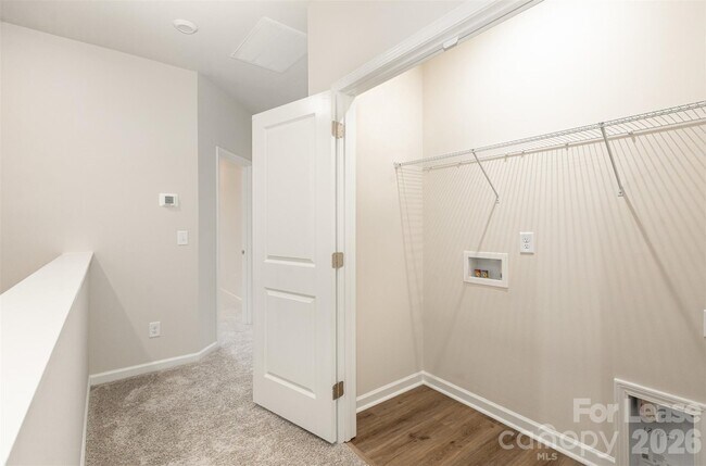 Building Photo - 3103 Hutton Gdns Ln
