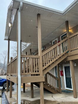 Building Photo - Lake view / Fully furnished town house