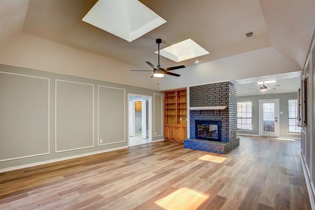 Building Photo - 3914 Meadow Dr