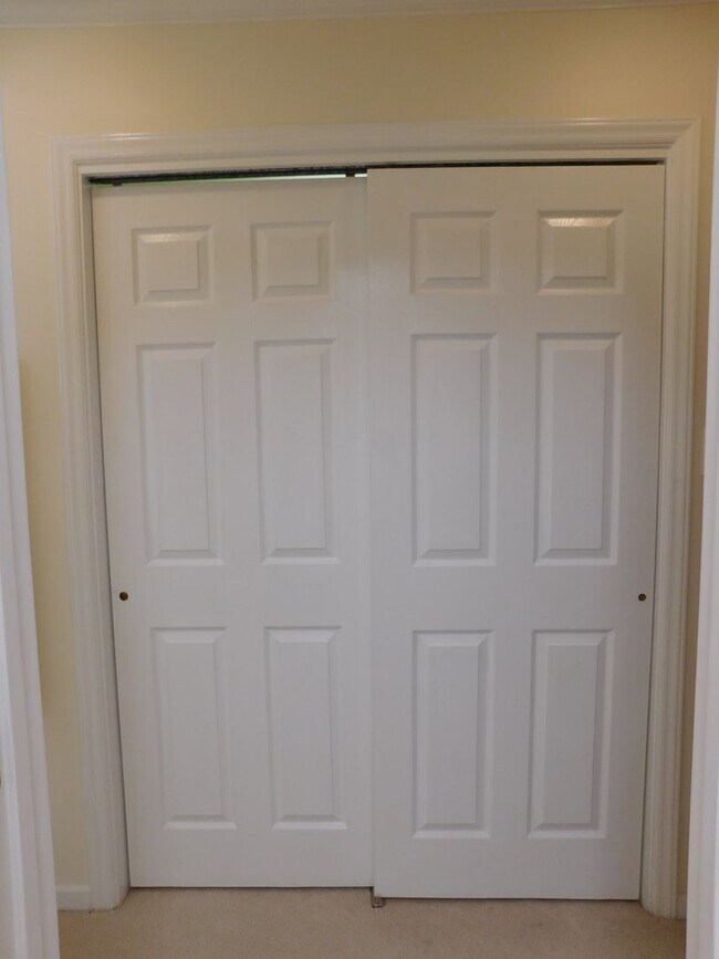 Building Photo - 914 Muirfield Pl