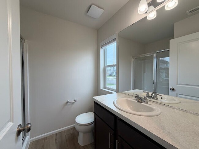 Building Photo - A Perfect Blend of New & Timeless – 4BR, 3...