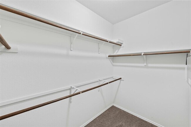 Building Photo - 9924 Milla Cir