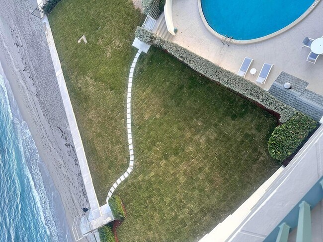 Building Photo - 5400 N Ocean Dr