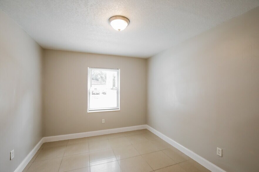 Building Photo - 9100 NW 3rd Ave