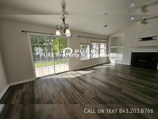 Building Photo - Belle Hall Home Available Now!!!