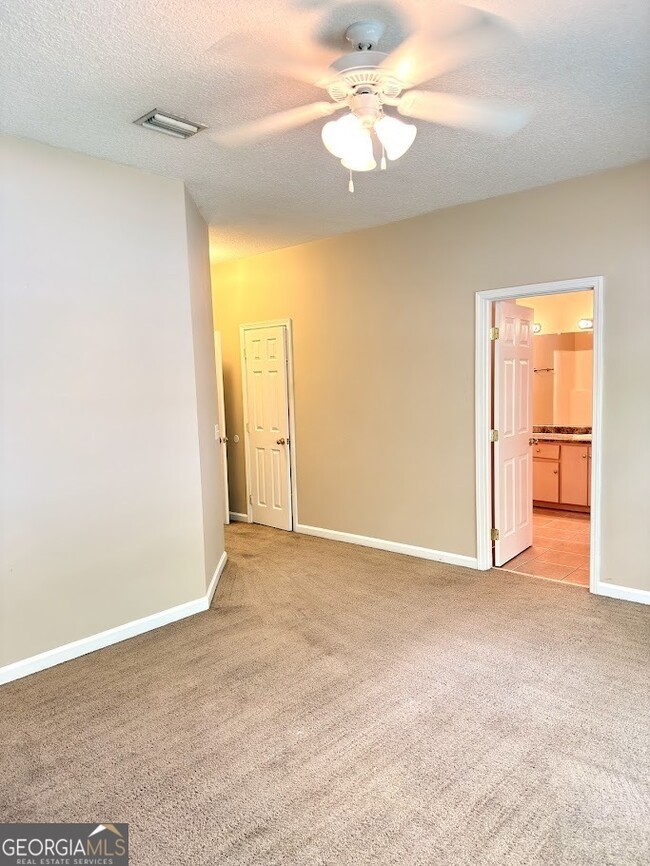 Building Photo - 123 Magnolia Ct