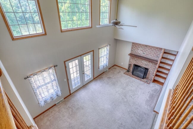 Building Photo - 259 Blackbird Forest Rd