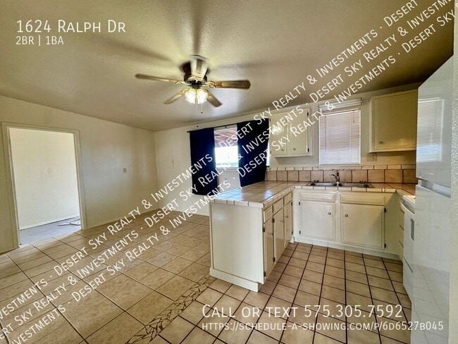 Building Photo - 1624 Ralph Dr