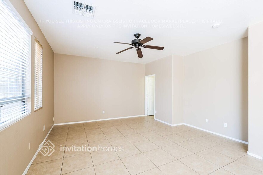 Building Photo - 3837 W Darrow St