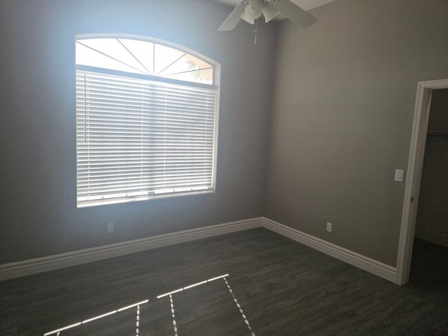 Building Photo - 4 bd 2.5 bth north east scottsdale home with pool