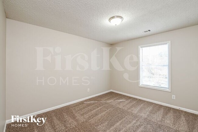 Building Photo - 2980 Williams Farm Dr