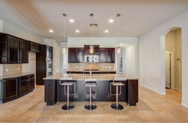 Building Photo - 25314 Celtic Terrace Dr