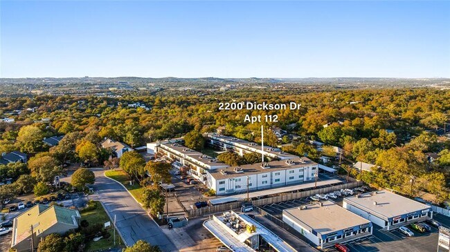 Building Photo - 2200 Dickson Dr