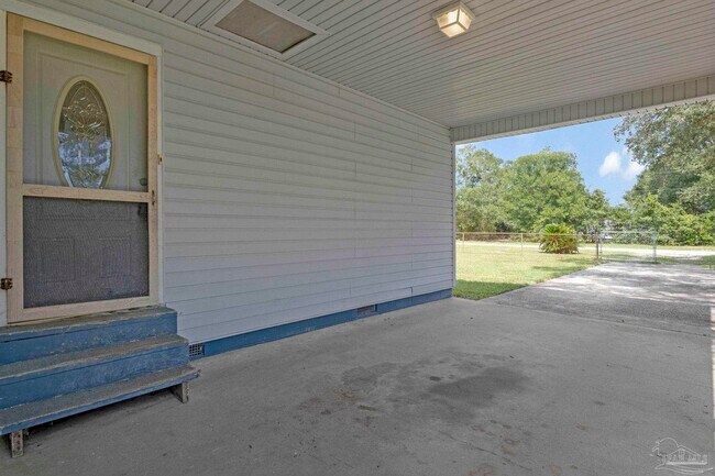 Building Photo - 2011 Blakely Ave